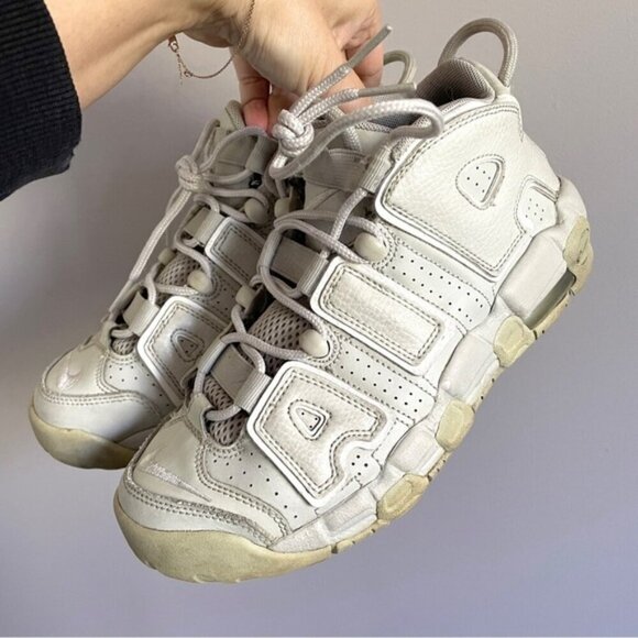 Nike Air More Uptempo GS - 6.5/7US, Light Bone - Picture 5 of 13